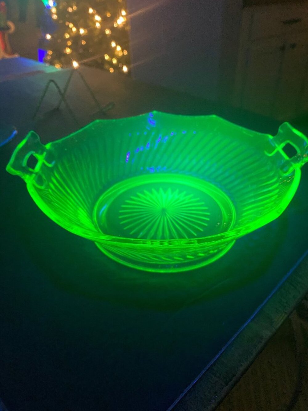 Double Handled Uranium Bowl